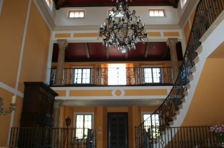 Enlarge photo 209