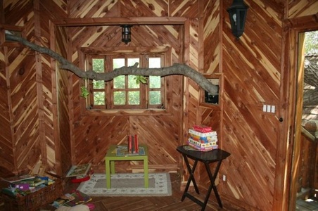 Enlarge photo 240