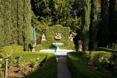 Enlarge photo 69