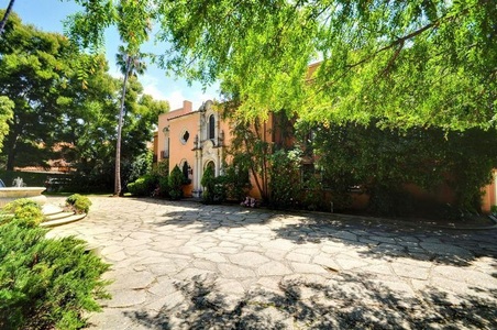 Enlarge photo 4