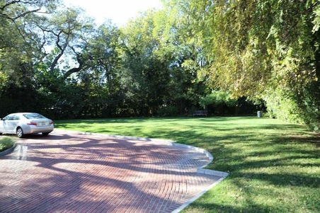 Enlarge photo 35