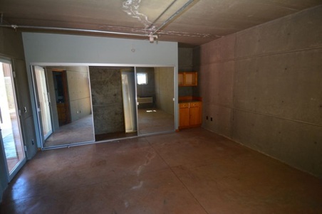 Enlarge photo 52