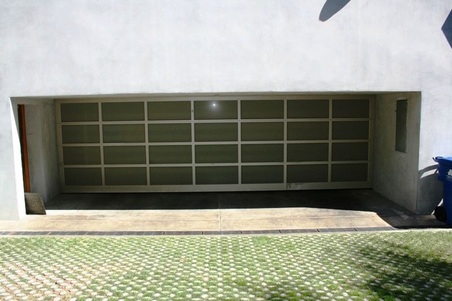 Enlarge photo 79