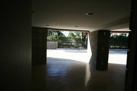 Enlarge photo 77