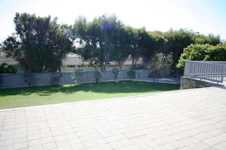 Enlarge photo 88