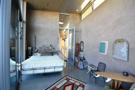 Enlarge photo 44