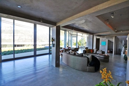 Enlarge photo 55