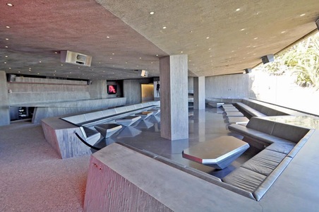 Enlarge photo 48