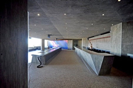 Enlarge photo 59