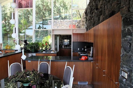 Enlarge photo 33