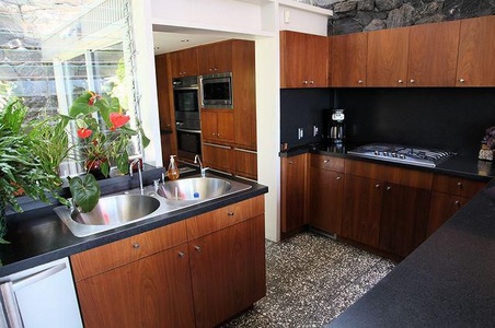 Enlarge photo 38