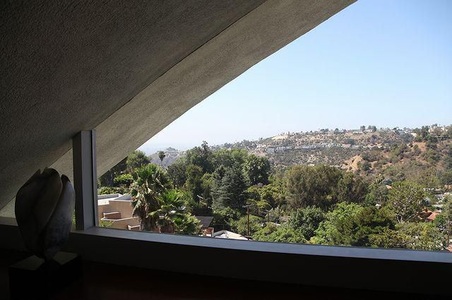 Enlarge photo 78