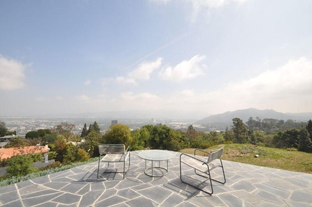Enlarge photo 32