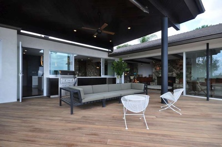 Enlarge photo 54