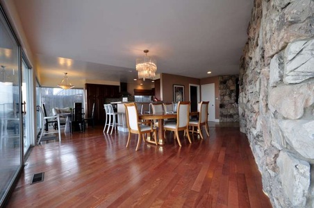 Enlarge photo 20