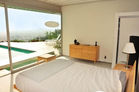Enlarge photo 29