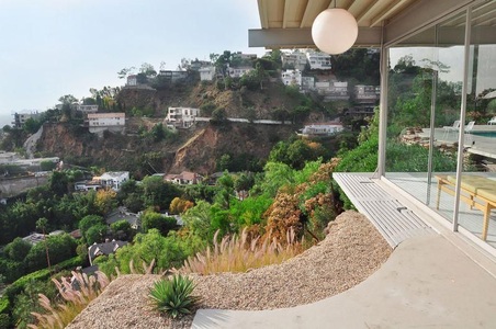 Enlarge photo 44