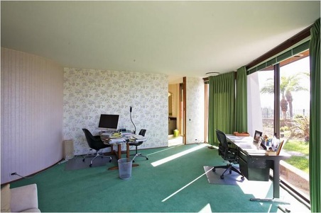 Enlarge photo 145