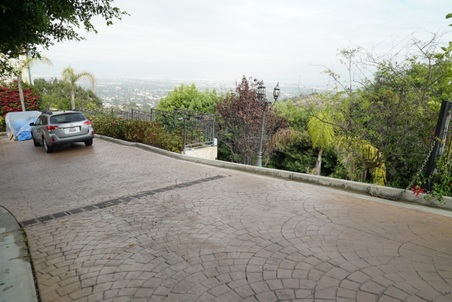 Enlarge photo 19