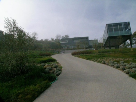 Enlarge photo 2