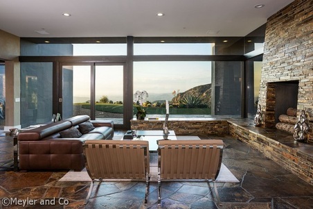 Enlarge photo 22