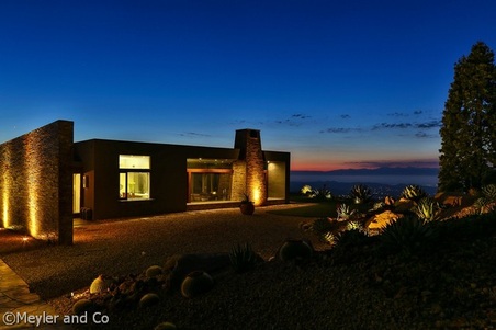 Enlarge photo 44