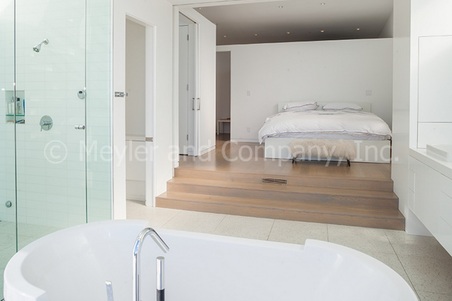 Enlarge photo 36