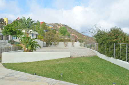 Enlarge photo 13
