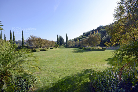 Enlarge photo 36