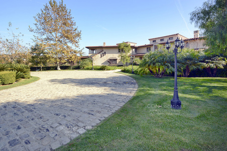Enlarge photo 11