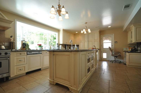 Enlarge photo 32