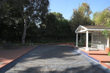 Enlarge photo 35