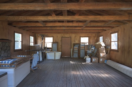 Enlarge photo 32
