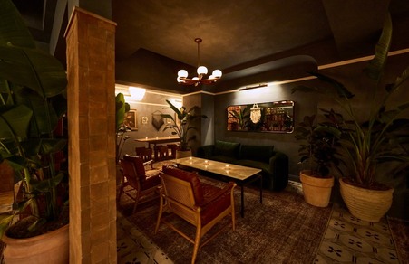 Enlarge photo 61