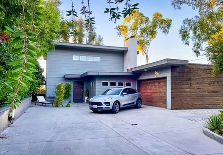 Aaron_Home