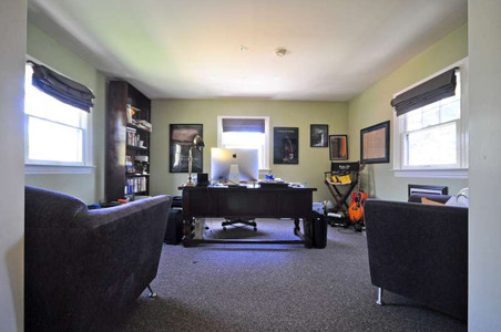 Enlarge photo 32