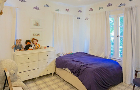 Enlarge photo 47