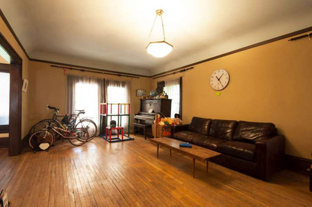 Enlarge photo 15