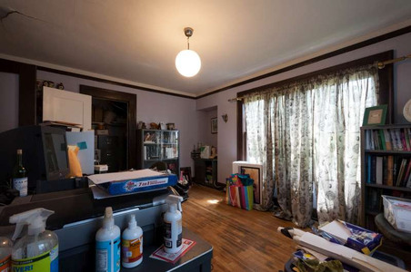 Enlarge photo 37