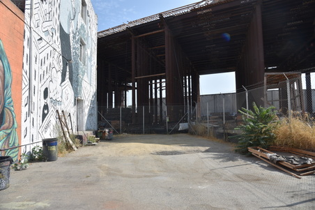Enlarge photo 19