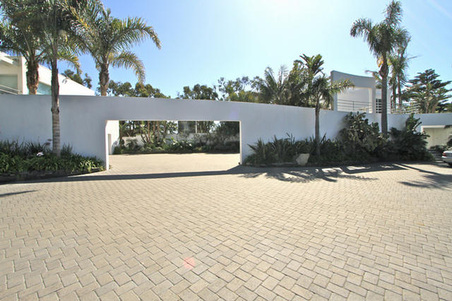 Enlarge photo 49