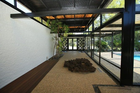 Enlarge photo 3