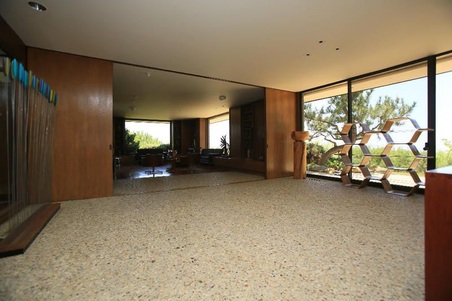 Enlarge photo 14