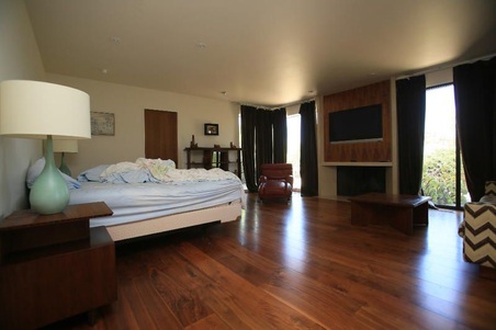 Enlarge photo 32