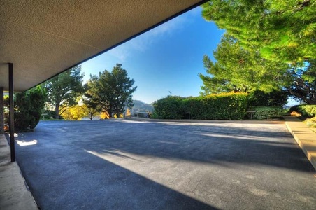 Enlarge photo 60