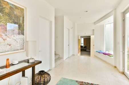 Enlarge photo 51