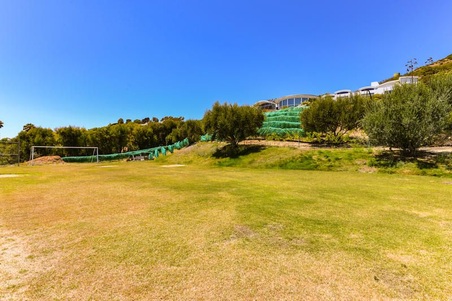 Enlarge photo 90