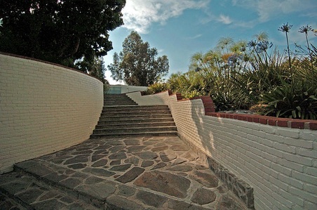 Enlarge photo 35