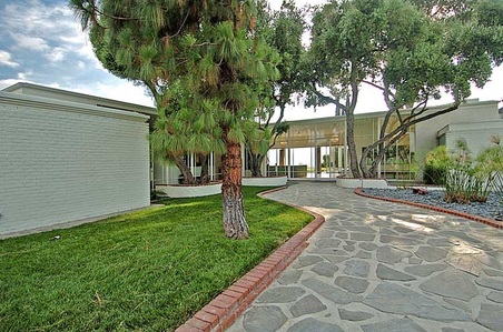 Enlarge photo 42