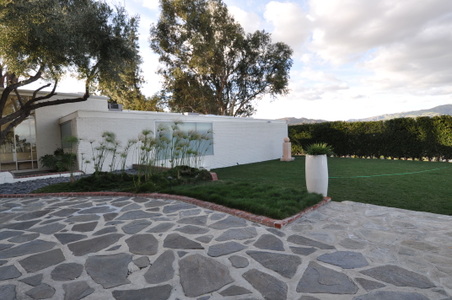 Enlarge photo 19